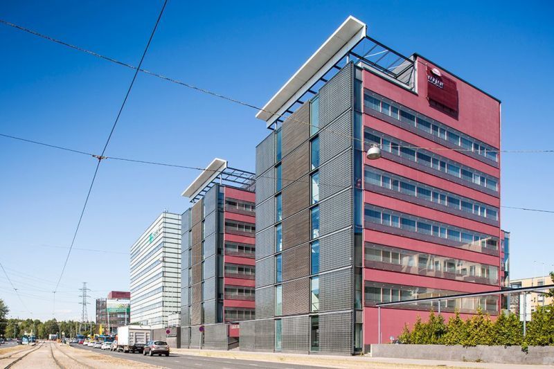 Moderni 162 m² toimisto Helsingissä Meilahdessa, keskeisellä paikalla hyvien kulkuyhteyksien varrella.