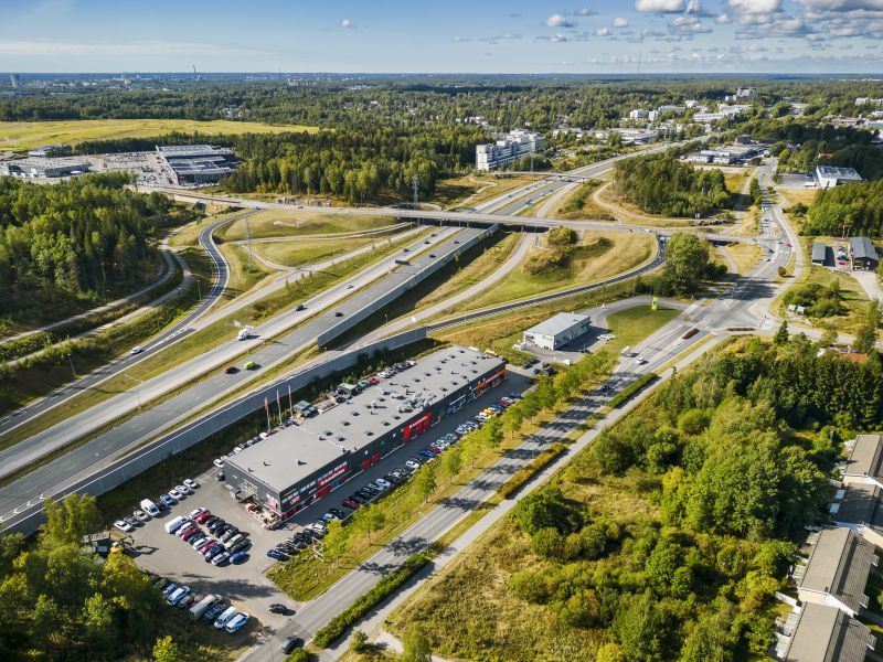 MONITOIMITILA on helposti räätälöitävä ja asiakaslähtöinen, monenlaiseen toimintaan soveltuva toimitilaratkaisu PK-yrityksille.